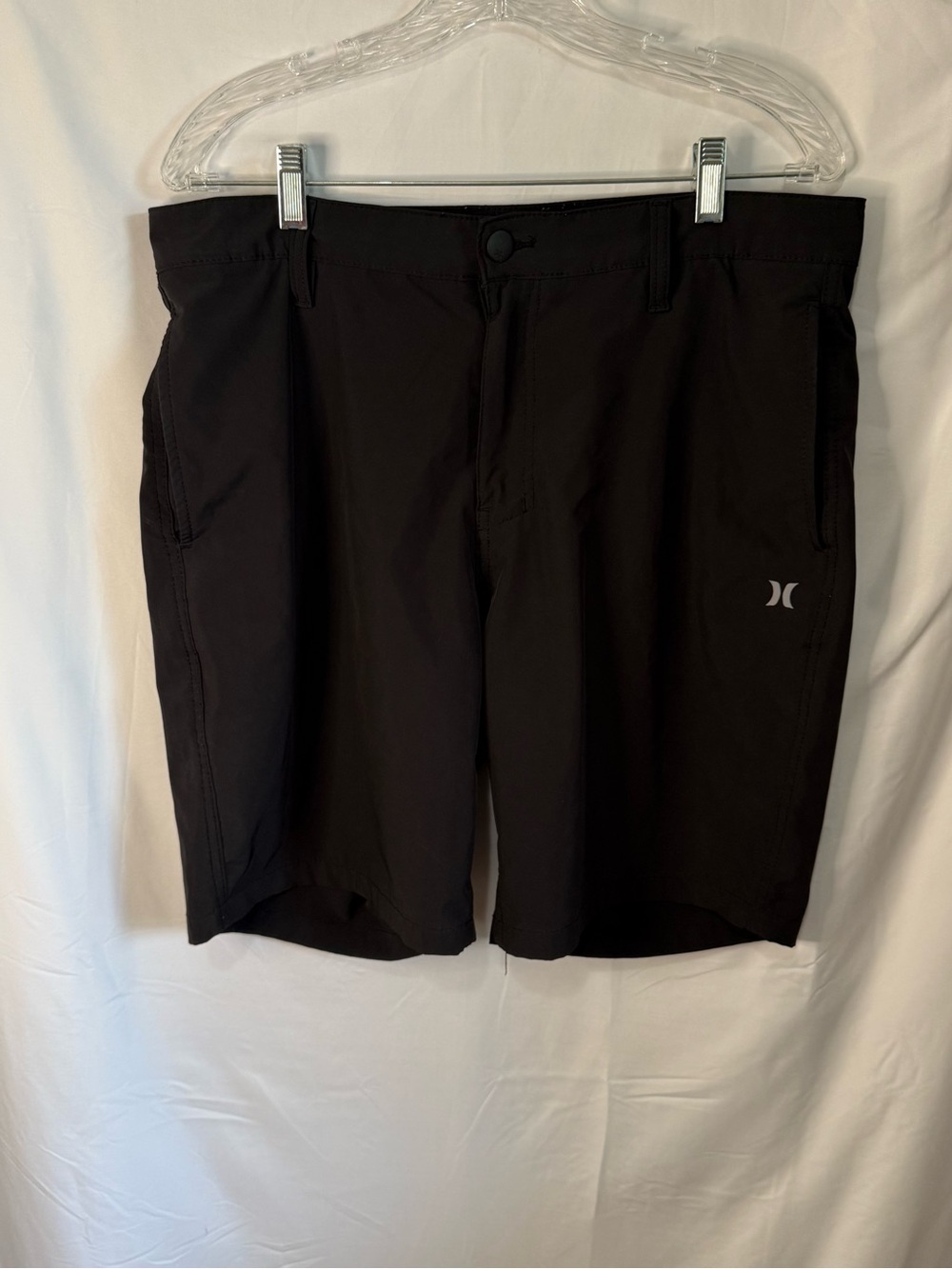 Hurley Men's Black Athletic Shorts with Subtle Logo